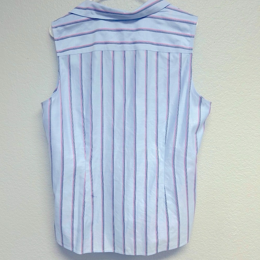 Classic Talbot’s Sleeveless Button Down Wrinkle Resistant Striped top. - Picture 2 of 8